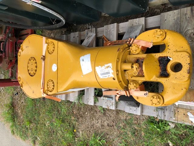 Mckissick 100 ton model 73a spring loaded well servicing block  hook